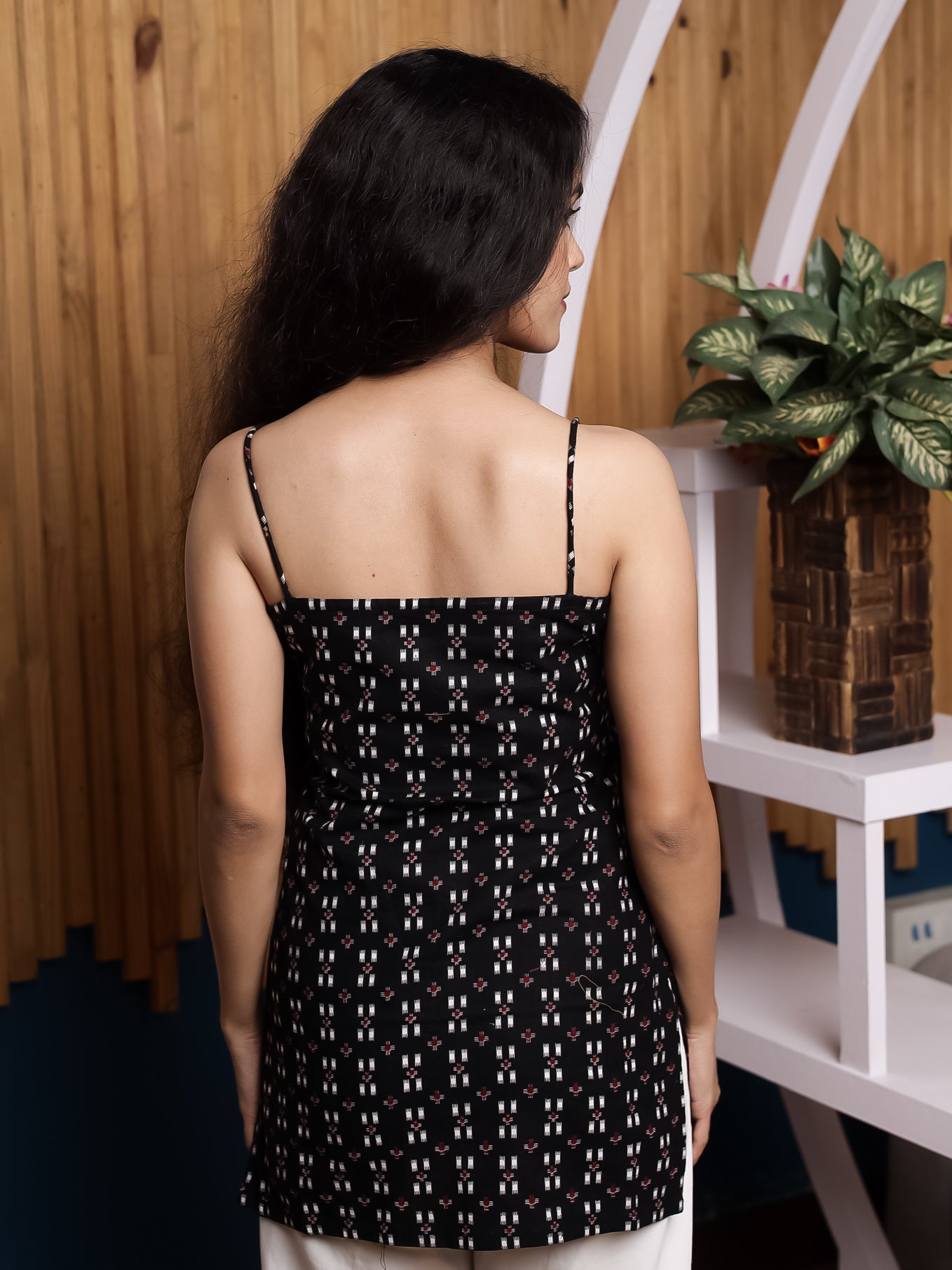 Siyaah Black Noodel Strap Short Kurti