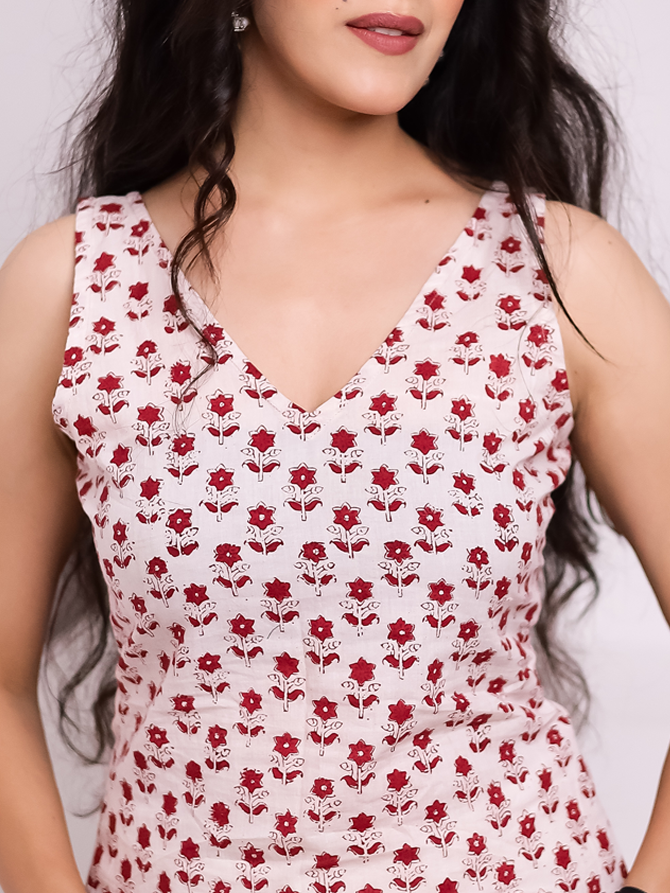 Nazaqat White & Red Printed Short Kurti