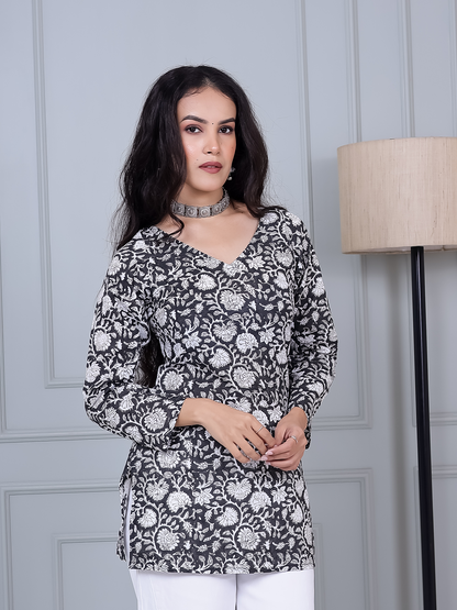 Noorani Black Floral Printed Short Kurti