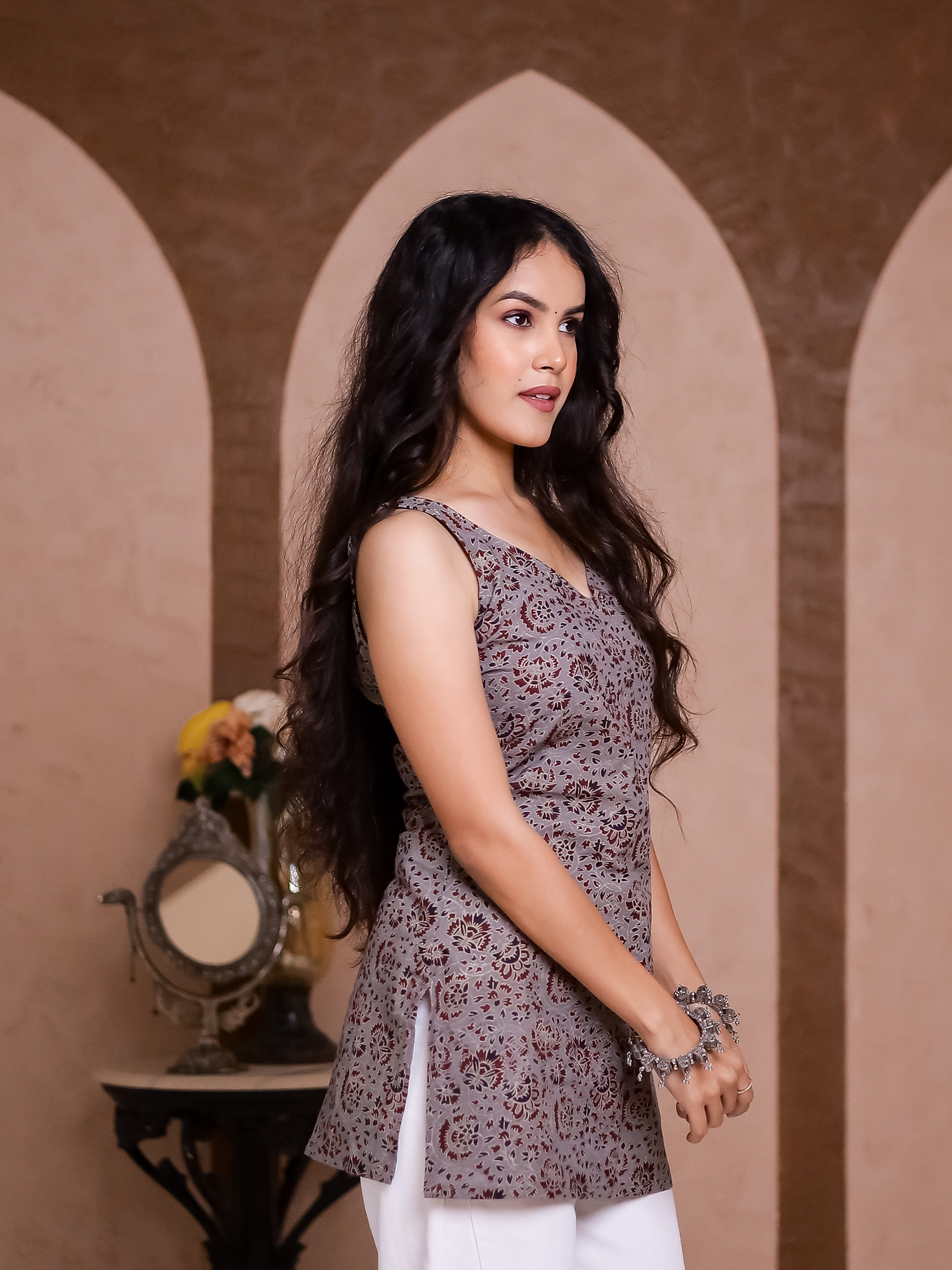 Meher Grey Printed Short Kurti