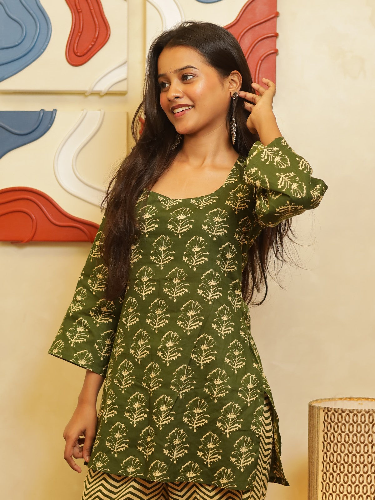 Ruhi Olive Green Printed Square Neck Kurti